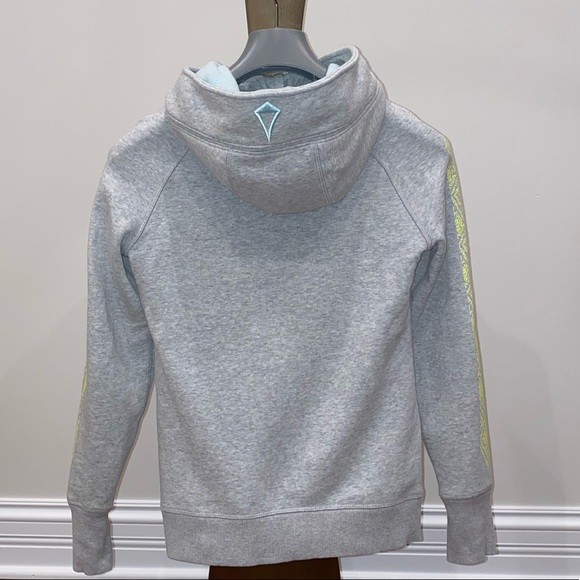 Lululemon Ivivva hooded with zipper color 12Y - Picture 2 of 5
